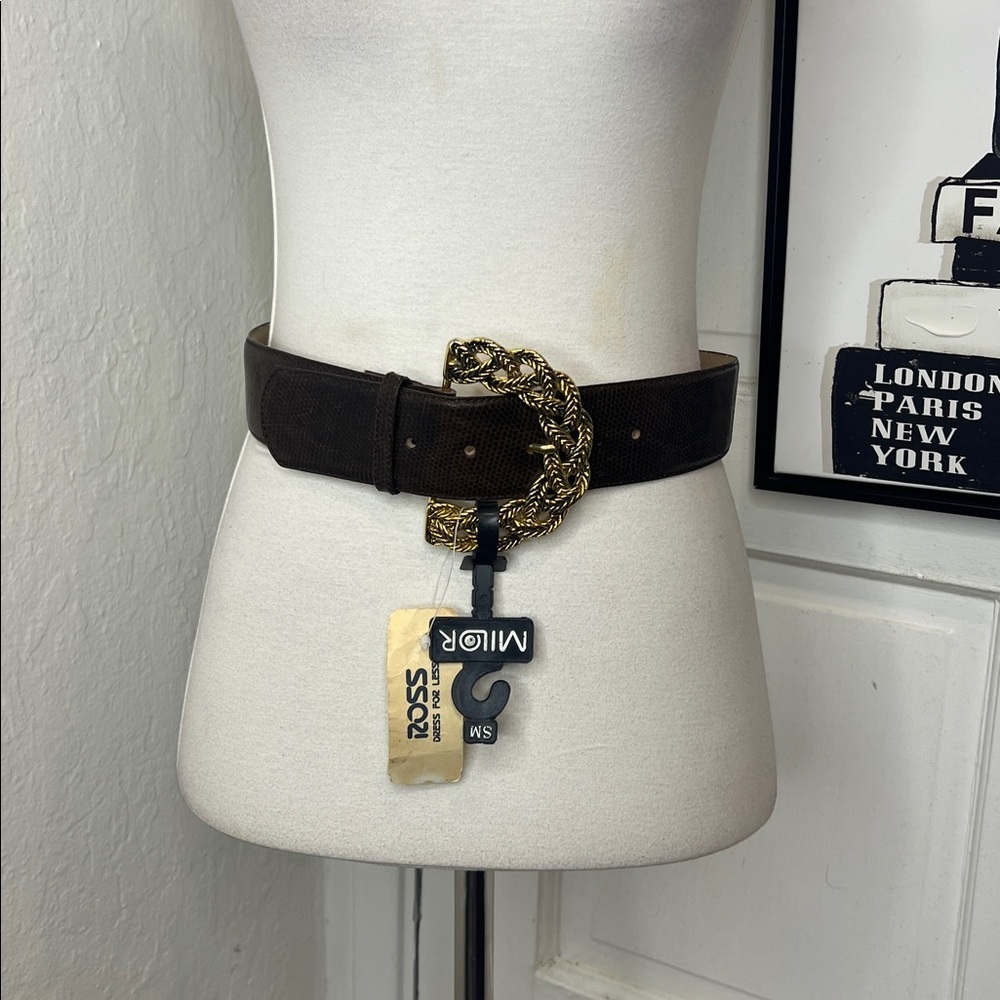 NWT Vintage Milor Brown Leather Belt w/Goldtone Buckle size S/M